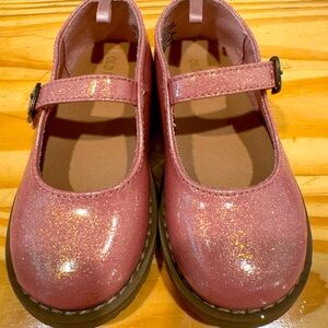 Old Navy - Pink Patent Leather Lug Sole Mary Jane
